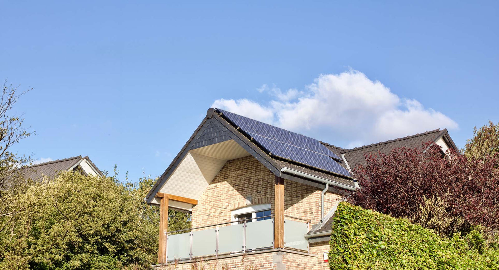 10 Common Solar Inverter Problems & How to Fix Them