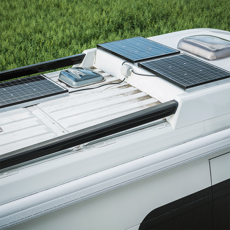 Off-Grid Solar Kits Canada: What to Buy for Cabins, RVs & Tiny Homes
