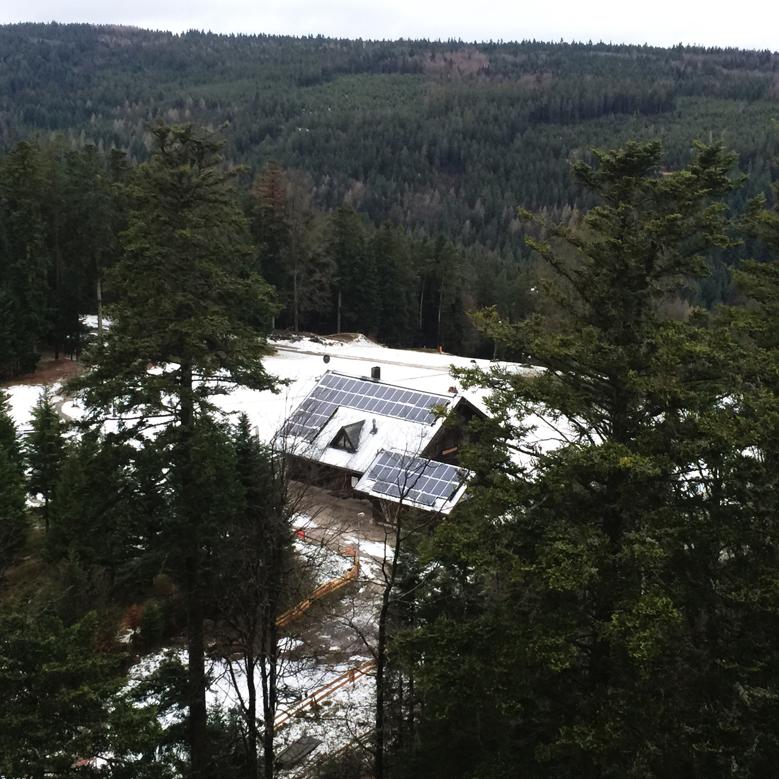Why Pylontech Beats Tesla Powerwall in Canada (2025)