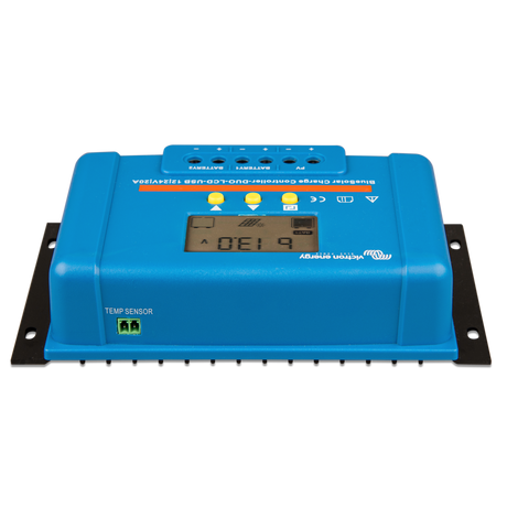 Victron Energy BlueSolar PWM DUO 12/24 V - 20 A avec écran LCD et port USB | SCC010020060