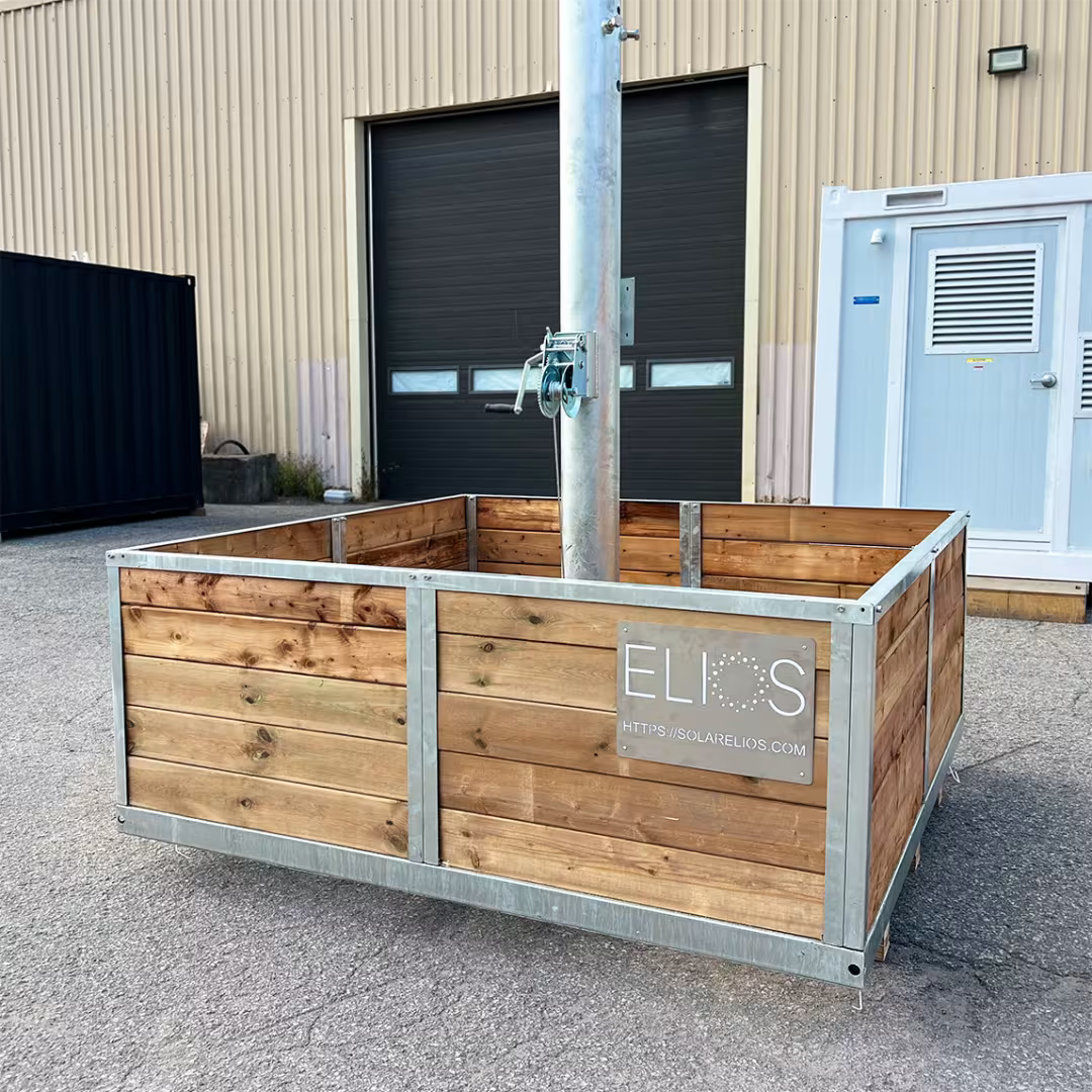 Socle de montage solaire « Elios Basket 8 » en acier galvanisé avec habillage en bois