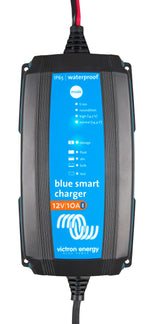 Chargeur Victron Energy Blue Smart IP65 12V /10A (1) 120V NEMA 1-15P Commerce de détail | BPC121031104R