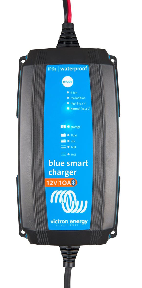 Victron energy Blue Smart IP65 Charger 12V /10A (1) 120V NEMA 1-15P Retail | BPC121031104R
